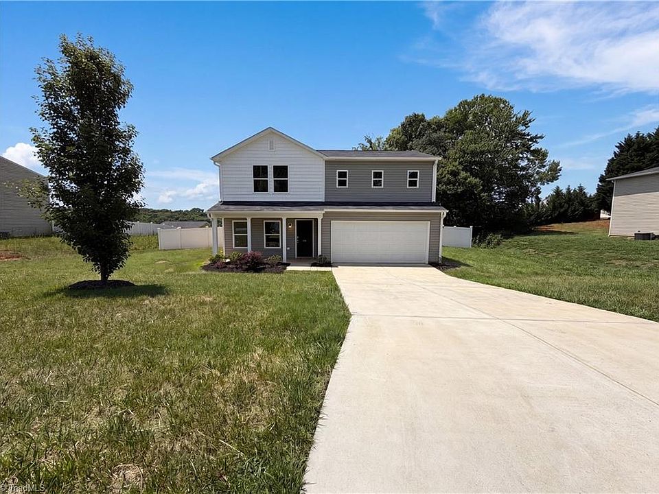 1st image of 116 Belmont Place Dr