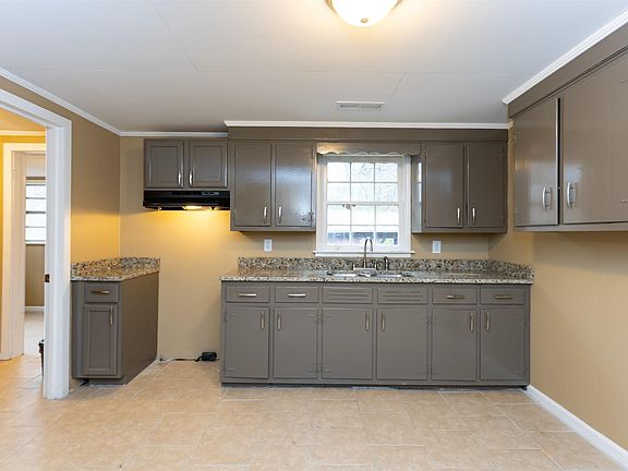 5th image of 8824 Glass Dr