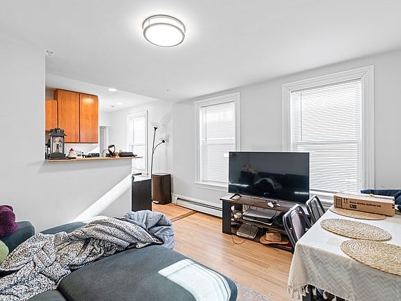 5th image of 3 Linden St