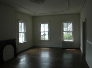 800 Sarah St, Stroudsburg, PA 18360