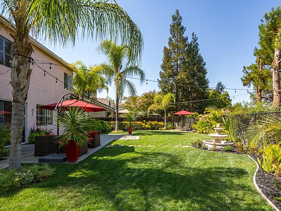 4th image of 2109 Bamboo Way
