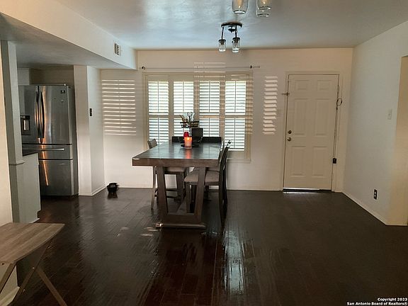 4th image of 8410 Laurelcrest Pl