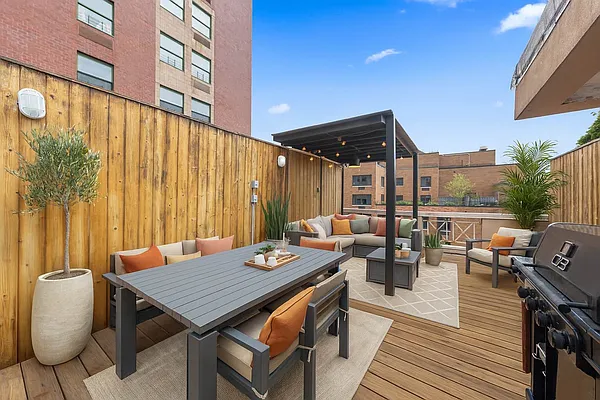 Sold by Corcoran | media 6