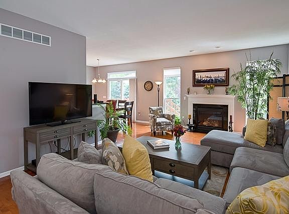 4th image of 5563 Gallery Park Dr