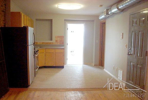 3rd image of 34 Woodhull St APT 2