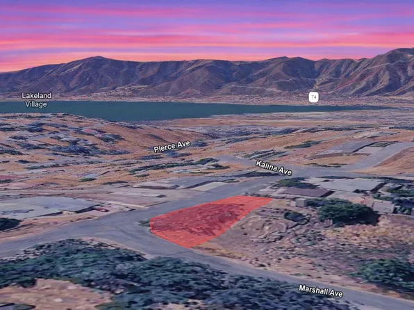 Gunder Avenue, Lake Elsinore, CA 92530