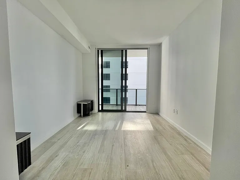 55 SW 9th St #4210 — Photo 16
