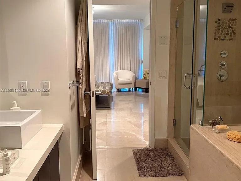 5875 Collins Ave #708 — Photo 11