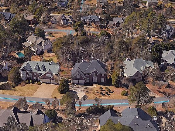 3rd image of 4248 Highborne Dr NE