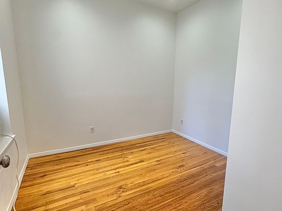 4th image of 1229 1st Ave APT 9