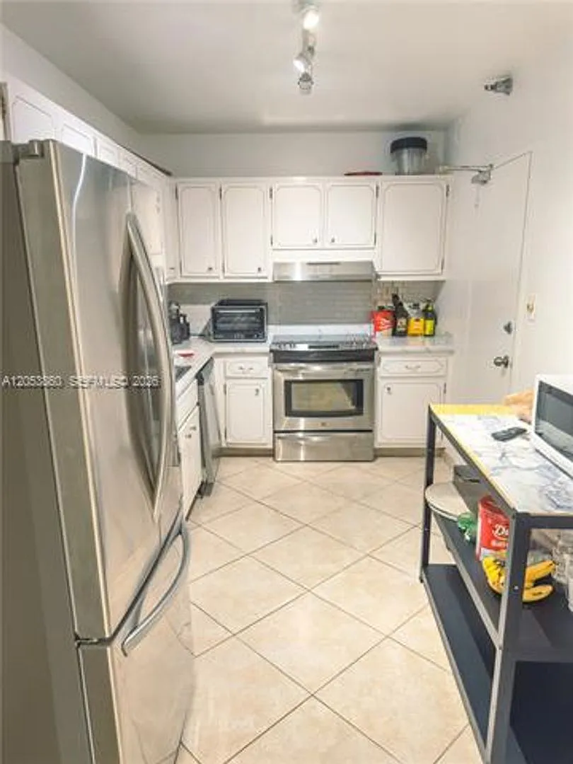 10185 Collins Ave cu-202, Bal Harbour, FL 33154 — Photo 1