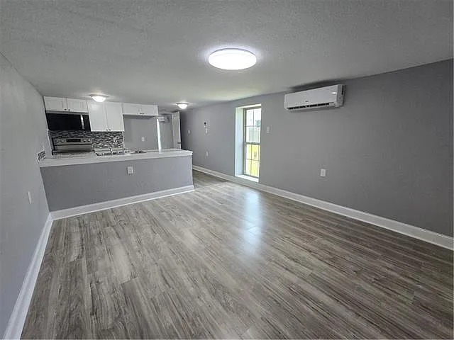 2512 Elysian Fields Ave #C — Photo 4