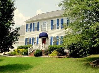 2715 Tavern Ct, Jamestown, NC 27282