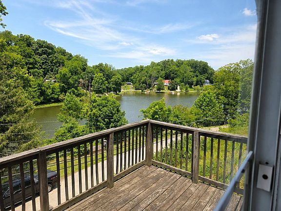 2nd image of 28 Lake Shore Dr