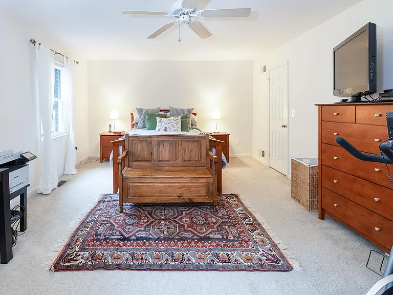 9843 Campbell Dr — Photo 23