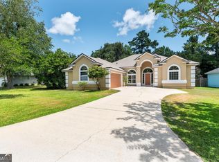 104 Natures Dr, Saint Marys, GA 31558