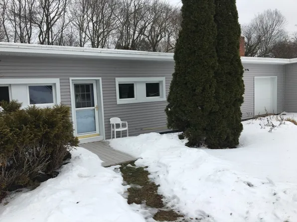 1 Deerfield Ln #2, Ansonia, CT 06401