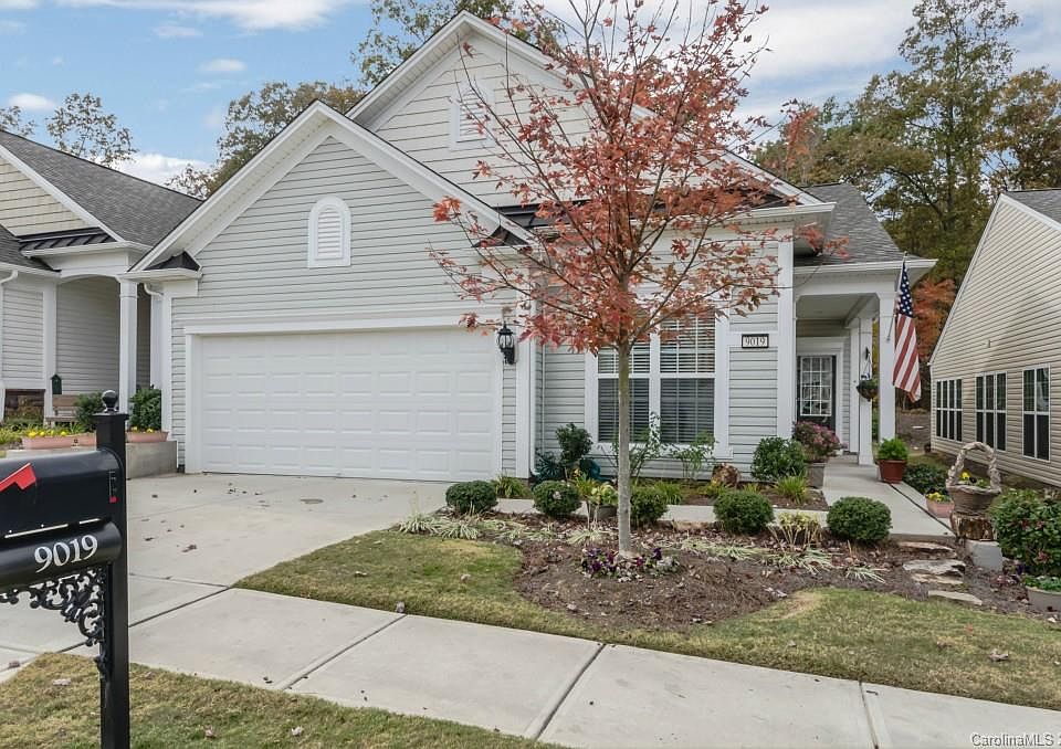 1st image of 9019 Smokey Hill Ln #2801