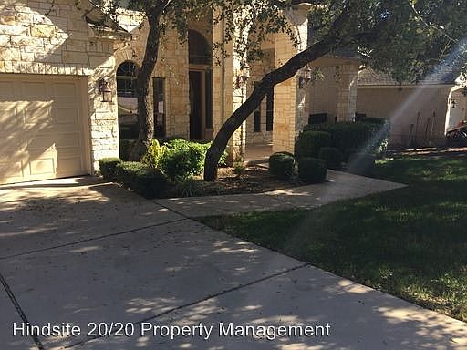 2nd image of 2704 Lothian Dr