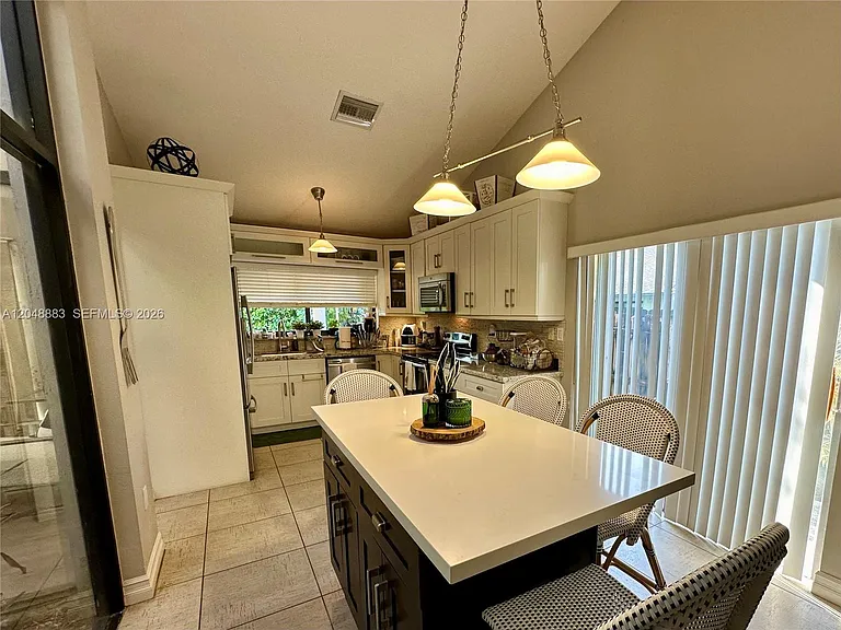 9013 SW 102nd Pl — Photo 3