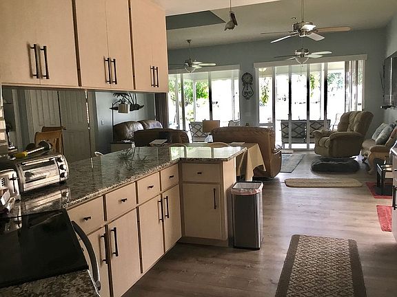 3rd image of 8402 E Garden Oaks Cir