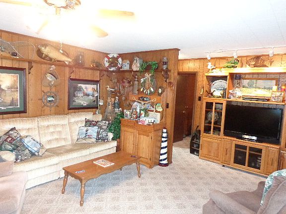 4th image of 459 Crattie Dr
