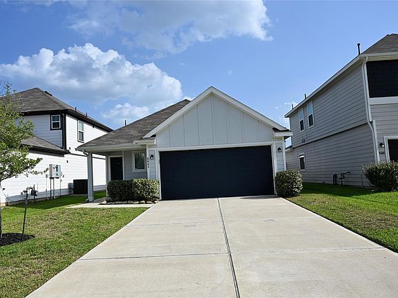 4th image of 2441 Shellcracker Dr