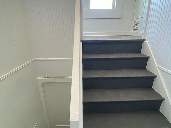 4th image of 4010 Palos St