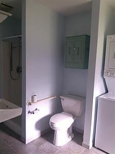 5th image of 504 Ottawa Dr