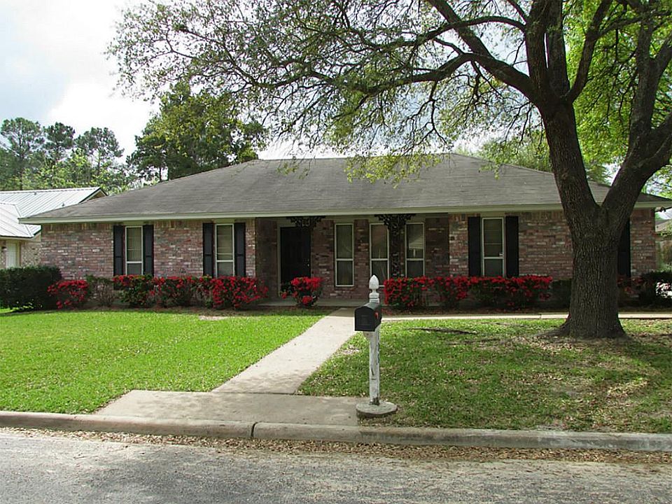 1st image of 108 Brittany Ln