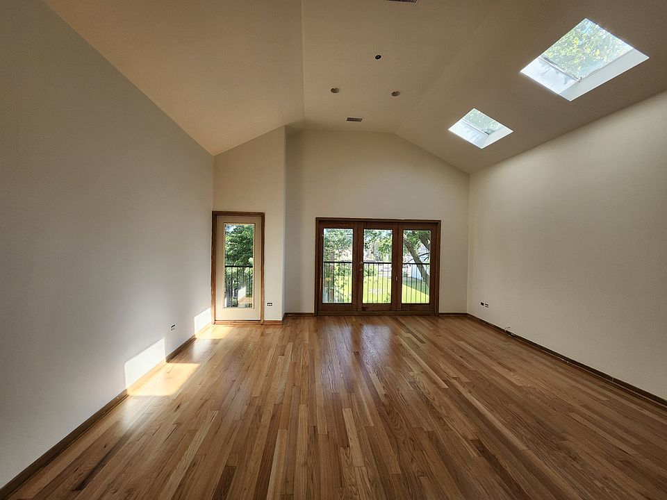 1st image of 3017 W Lexington St #3