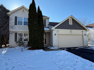 528 Ryegrass Ct, Aurora, IL