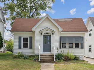 407 1st Ave NE, Oelwein, IA 50662