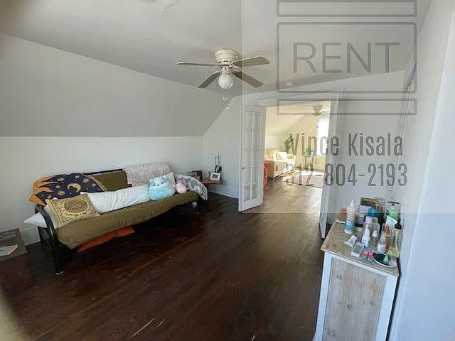 1312 Elston St #2 — Photo 3