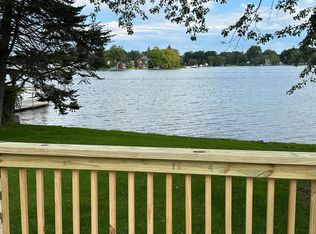 2335 Davista Dr, Highland, MI 48356