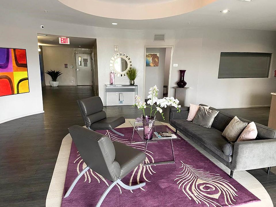 Lobby Seating Area