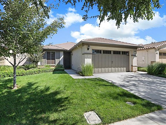 4th image of 2424 Rockbrook Ln