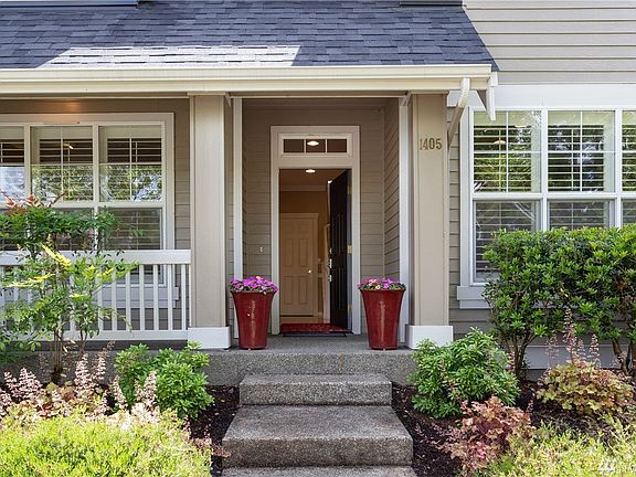 4th image of 1405 NE Katsura St