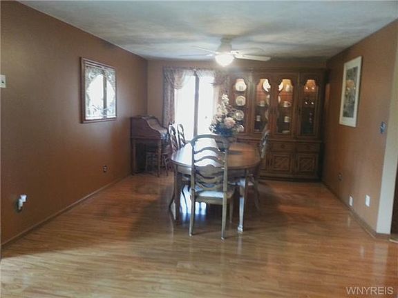 5th image of 6327 Milleville Cir