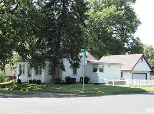 823 Hamilton St, Pekin, IL