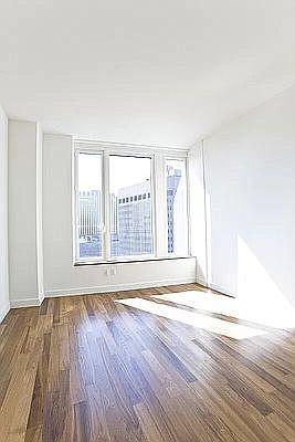 4th image of 15 William St APT 17B