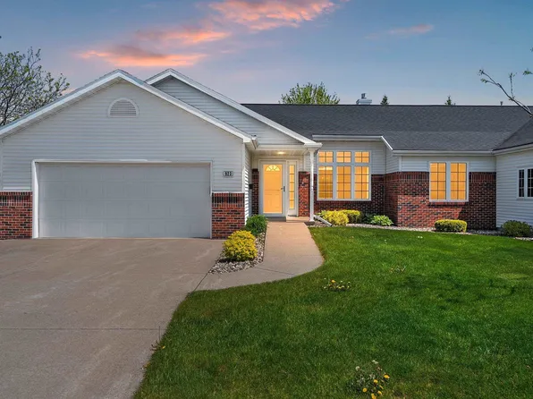 923 W Windtree Dr, Appleton, WI 54914