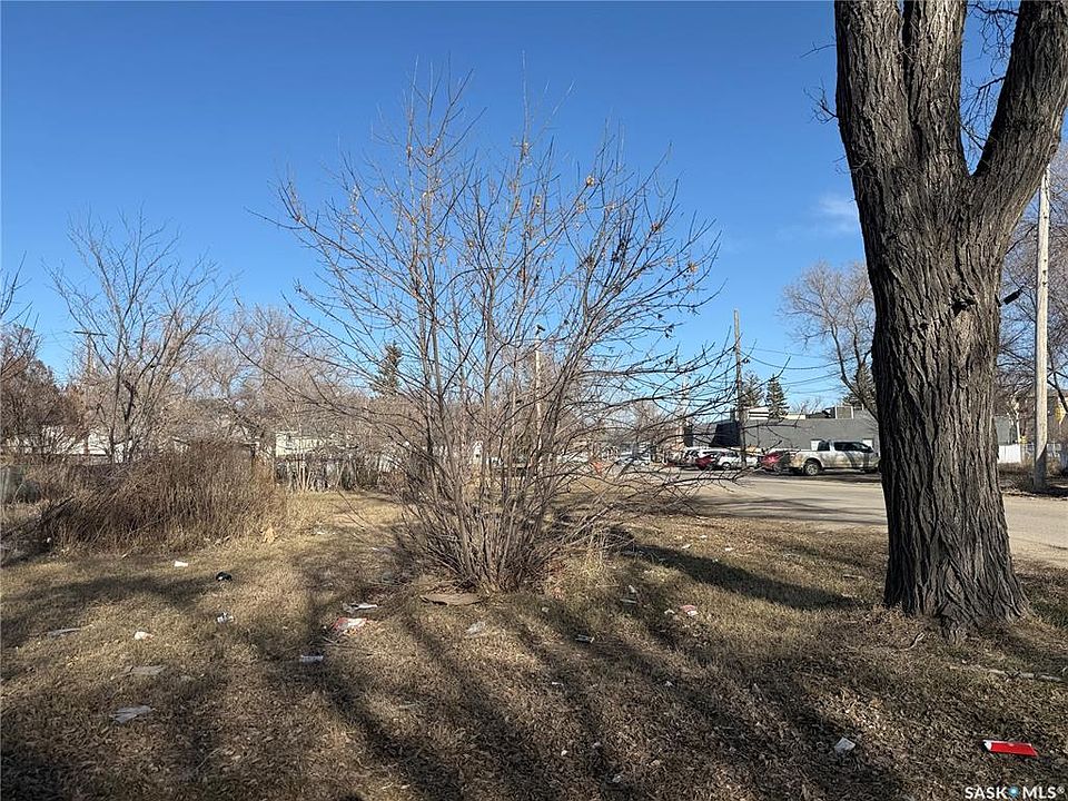 1st image of 1455 Edward STREET