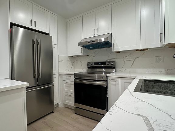 5th image of 1471 48th Ave APT 1
