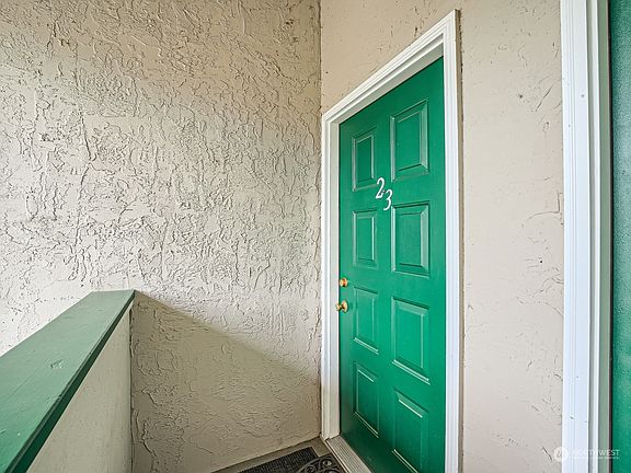 3rd image of 1102 8th Street NE #23