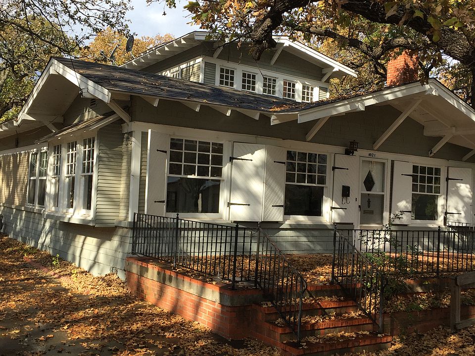 1st image of 1021 S Seaman St