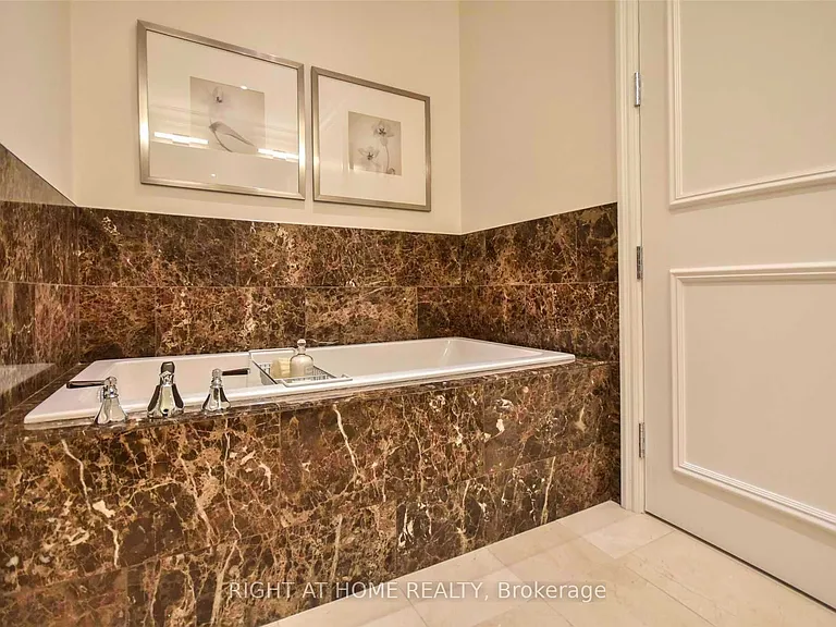 311 Bay St #3503 — Photo 11