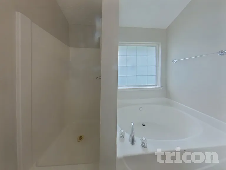 5733 Partin Ln — Photo 11