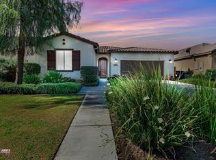 10001 Sentinel Peak Pl, Bakersfield, CA 93311