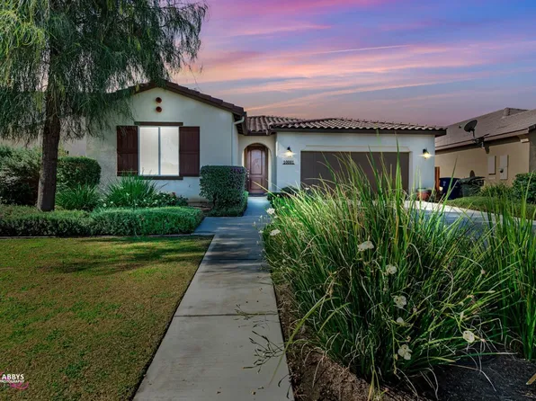 10001 Sentinel Peak Pl, Bakersfield, CA 93311